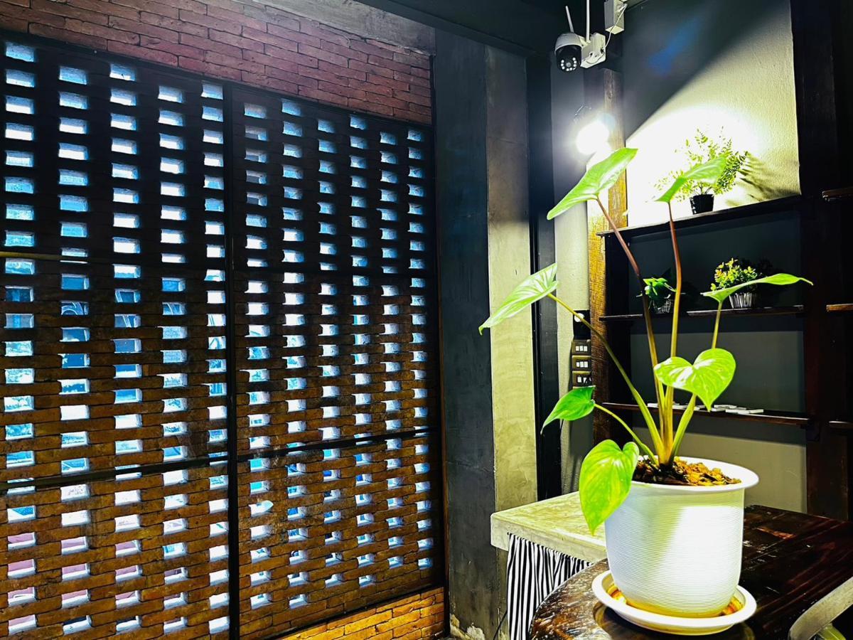 Baingern Living Place Chiang Mai Exteriör bild