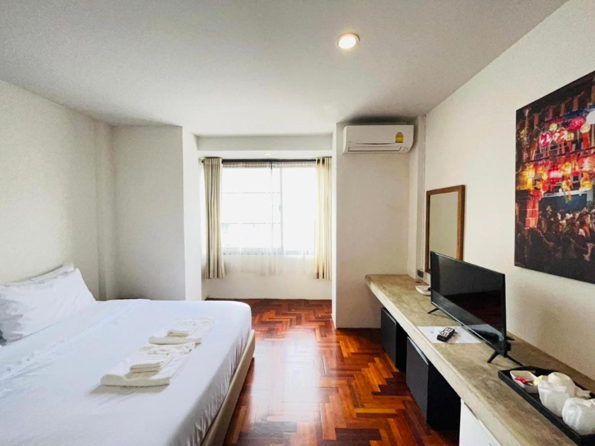 Baingern Living Place Chiang Mai Exteriör bild